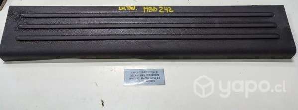 Tapiz Cubre Zocalo Del izq (MBD242) BT50 2.2 2019