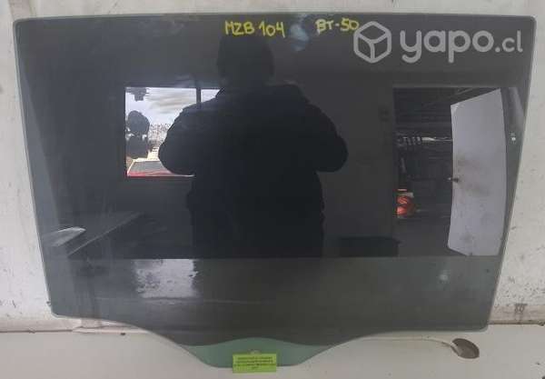 Vidrio Puerta Trasera Der Mazda BT50 2.2 2017 Mec