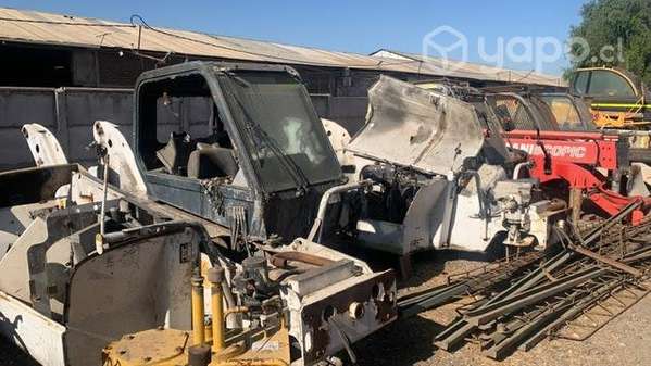 Manipulador Bobcat, disponemos de Capot usado