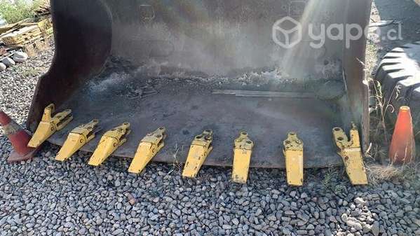 Calzas cargador Komatsu originales nuevas
