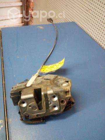 Chapa puerta trasera derecha Ford ranger 3.2