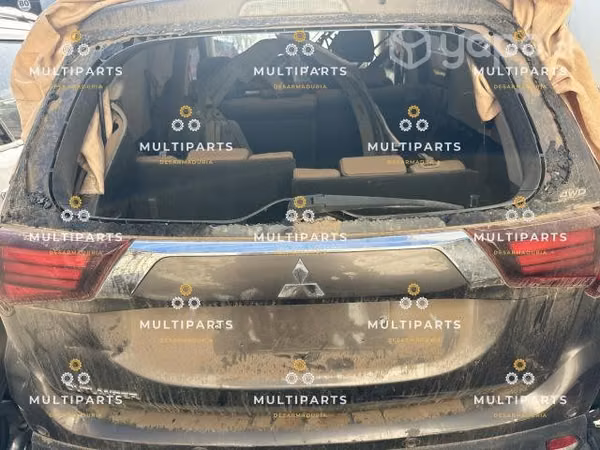 Portalon mitsubishi outlander GLS 2018