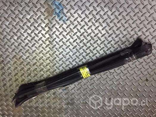 Goma vidrio puerta trasera izq Ford Ranger 2015