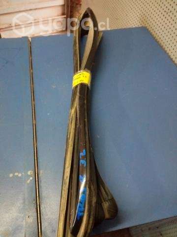 Goma vidrio puerta trasera derecha Ford ranger 3.2