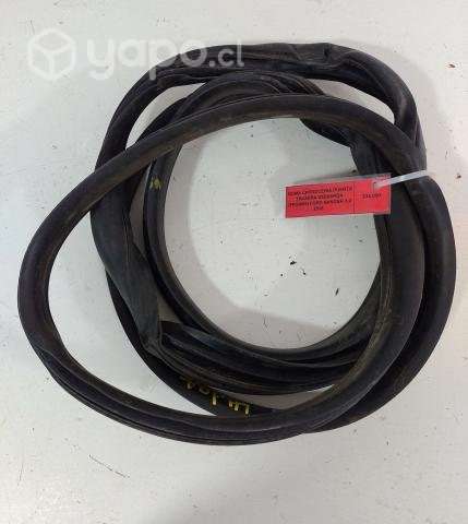 Goma Carroceria Pta tras izq (FR31066) Ranger 2019
