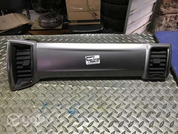 Moldura derecha tablero Ford Ranger 3.2 2018