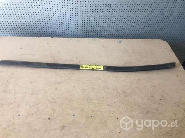 Moldura lame vidrio pta tras izq Ranger 3.2 2014