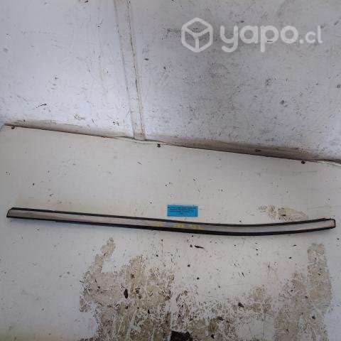 Moldura lame vidrio crom tras izq (FRF152) Ranger