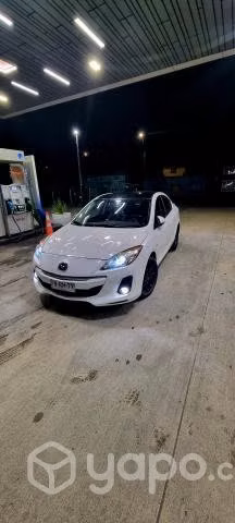 Mazda mazda3 2013