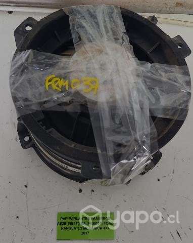 Par Parlantes Traseros (FRM037) Ford Ranger 2017