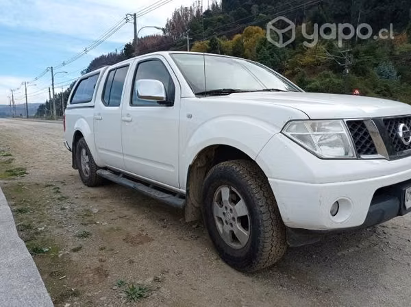 Nissan Navara LE 2011 cúpula carryboy