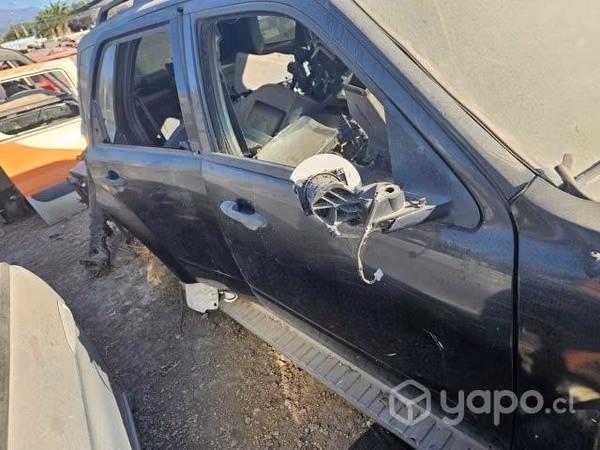 Puerta ford escape 2012