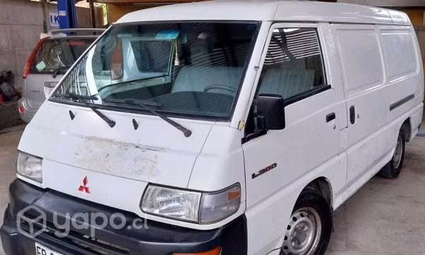 Mitsubishi l300 2012