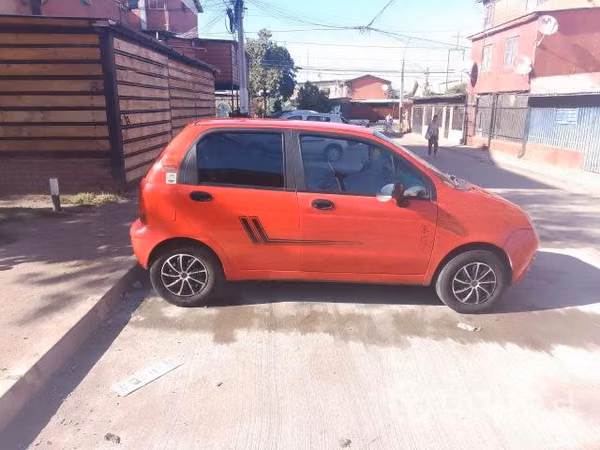 Vendo mi regalón por pagar cuentas Chery iq econom