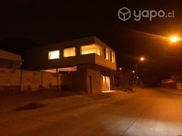 Arriendo casa