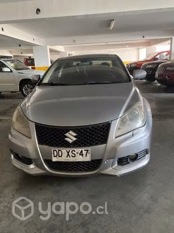 Sólo por renovación Suzuki Kizashi sport AWD 2.4 A