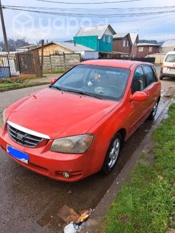 Kia cerato 2005