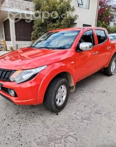 Vendo camioneta Mitsubishi 4x4 a toda prueba