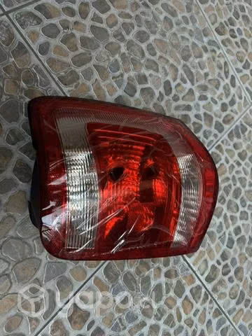 Foco derecho Ford Escape 2015 - 18