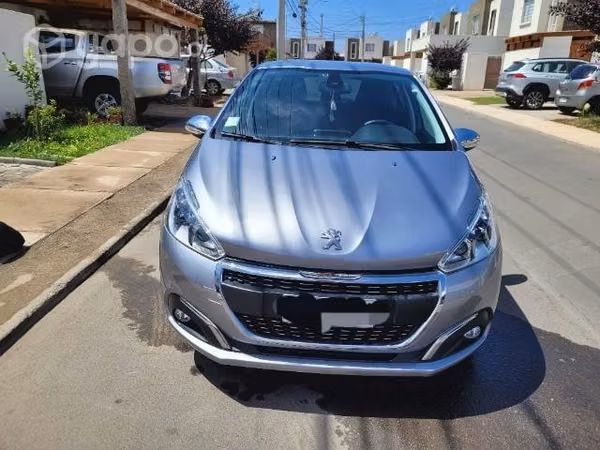 Peugeot 208 signature