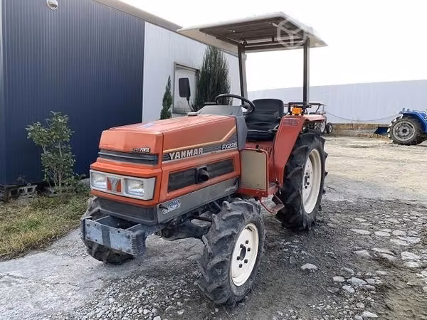 Tractor yanmar 23hp 4x4 con rotovator importado
