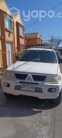 Mitsubishi montero sport 2010