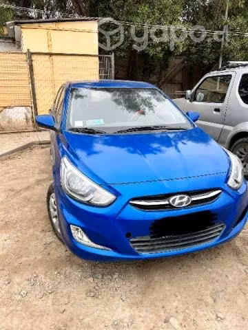Se vende hyundai accent 2015
