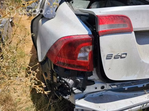 Foco trasero volvo s60 2016