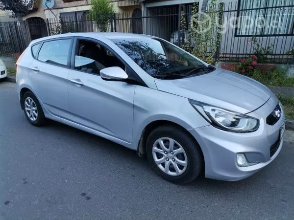 Hyundai accent