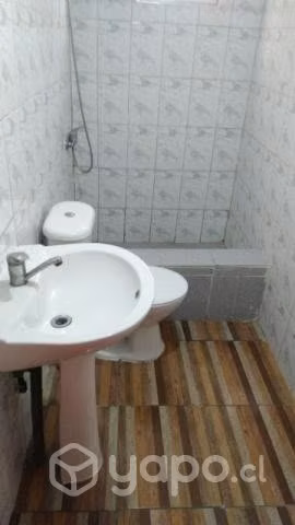 Se arrienda departamento interior
