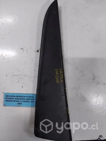 Moldura Interior Pta tras izq (NNH078) NP300 2.3