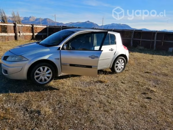 Estacionamiento Balmaceda " Cuido tu Auto"