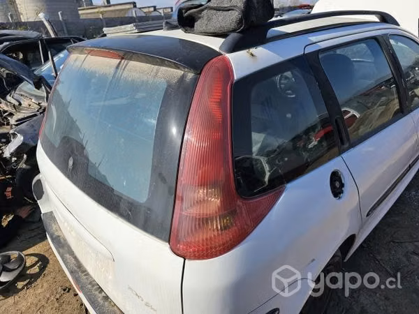 Foco trasero peugeot 206 station