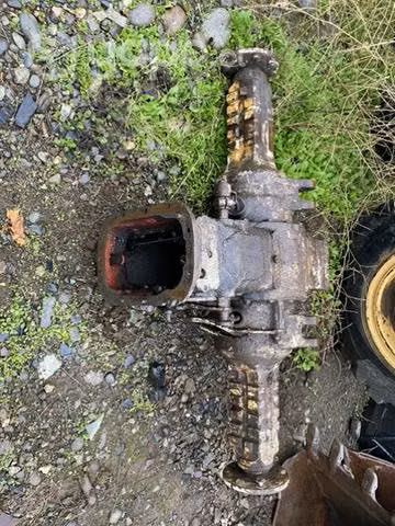 Eje trasero retro excavadora Ford