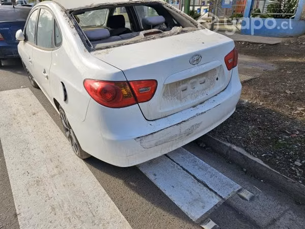 Parachoque trasero hyundai elantra 2010