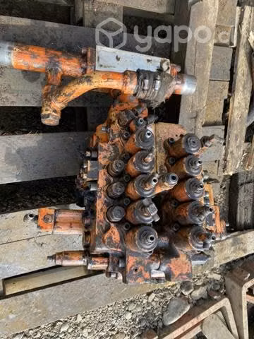 Caja de válvula excavadora Daewoo 330