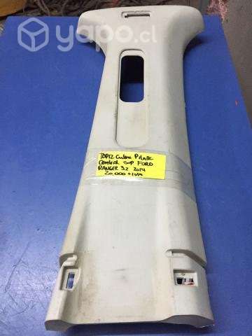 Tapiz cubrepilar central sup der Ford Ranger 2014
