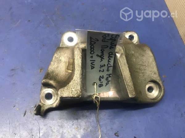Soporte derecho motor Ford Ranger 3.2 2018