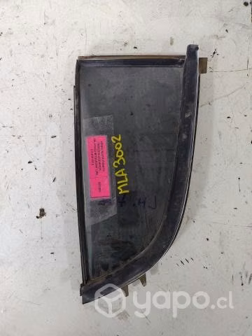 Vidrio Aleta Puerta Trasera Izq (MLA3002) L200