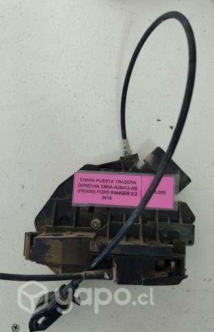 Chapa Puerta Trasera Derecha CM5A-A26412-AB