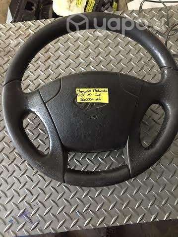 Manurio Mahindra Pick Up
