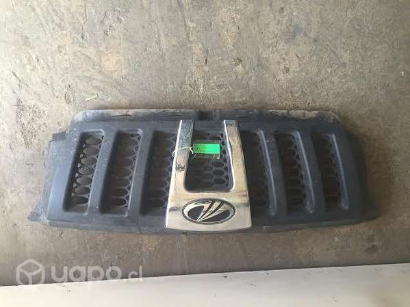 Mascarilla Mahindra Pik Up 2.2