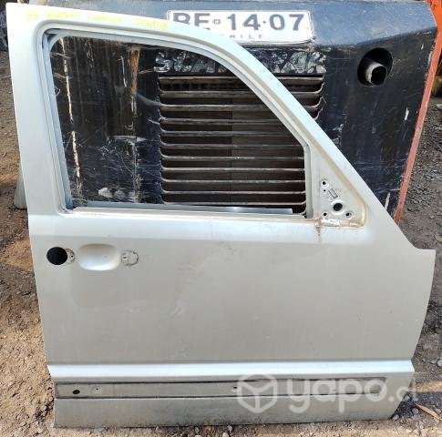 Puerta Delantera Derecha (JCH018) Jeep Cherokee