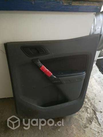 Tapiz puerta trasera derecha Ford ranger 3.2
