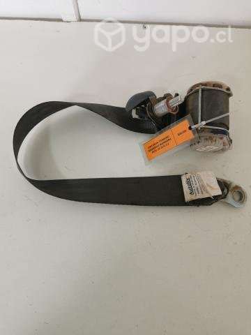 Cinturon Trasero Izquierdo Mahindra Pick Up 2016