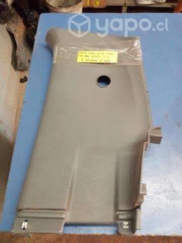 Tapiz cubre Pilar trasero superior derecho Ford ra
