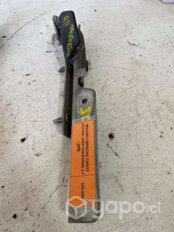Bisagra derecha capot (JCH106) Jeep Cherokee 3.7