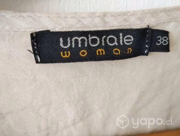 Blusa tapado umbrale seda bordada