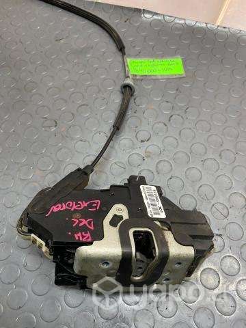 Chapa puerta delantera derecha Ford Explorer 2013