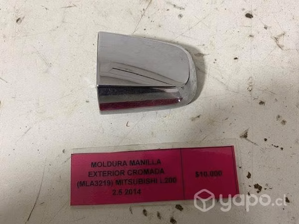 Moldura manilla exterior cromada L200 2014